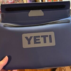 Yeti Navy Blue Protective Case